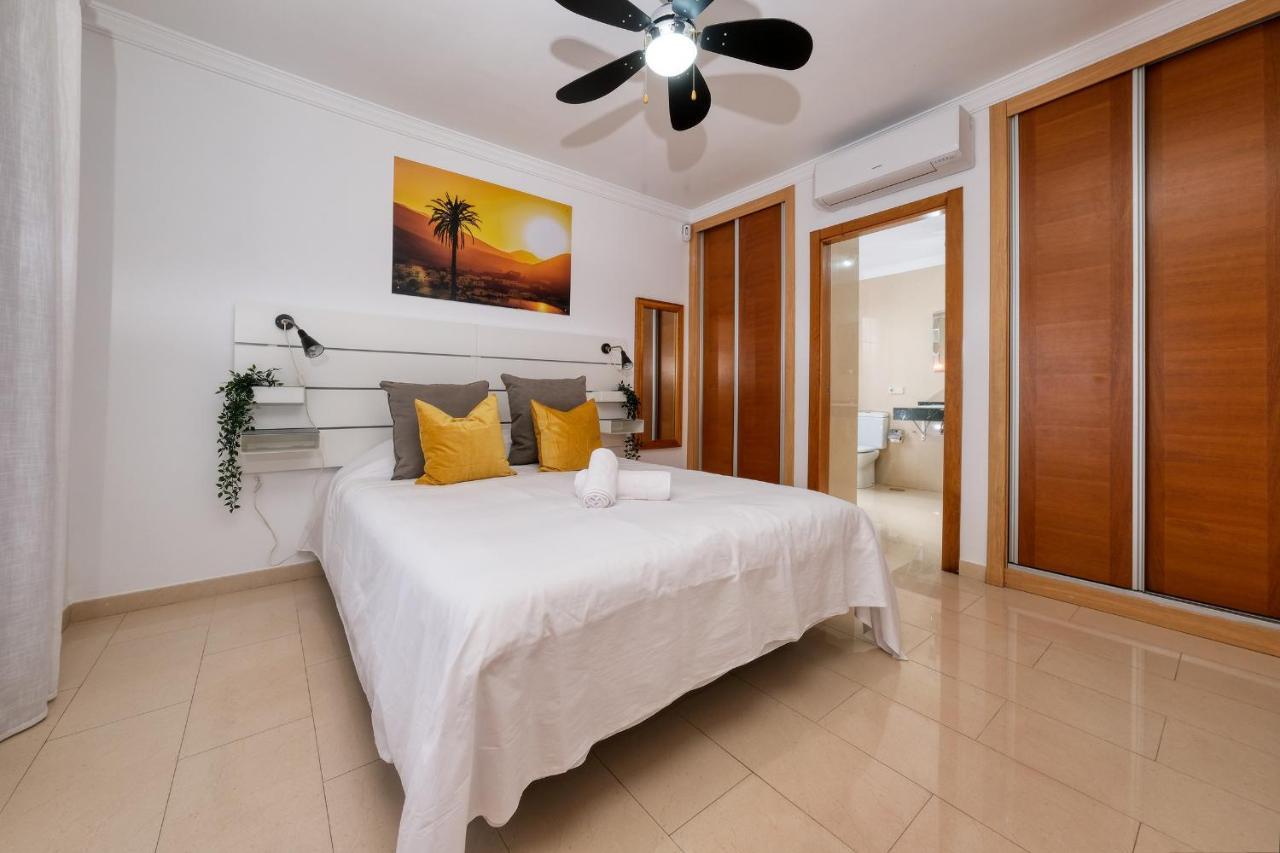 פלאיה בלנקה Villa Flavia-Private Pool, Jacuzzi, Sea Views מראה חיצוני תמונה