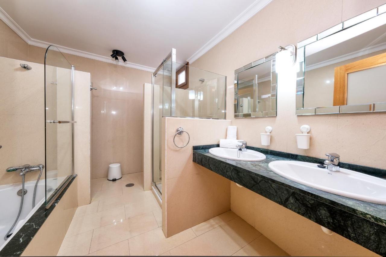 פלאיה בלנקה Villa Flavia-Private Pool, Jacuzzi, Sea Views מראה חיצוני תמונה