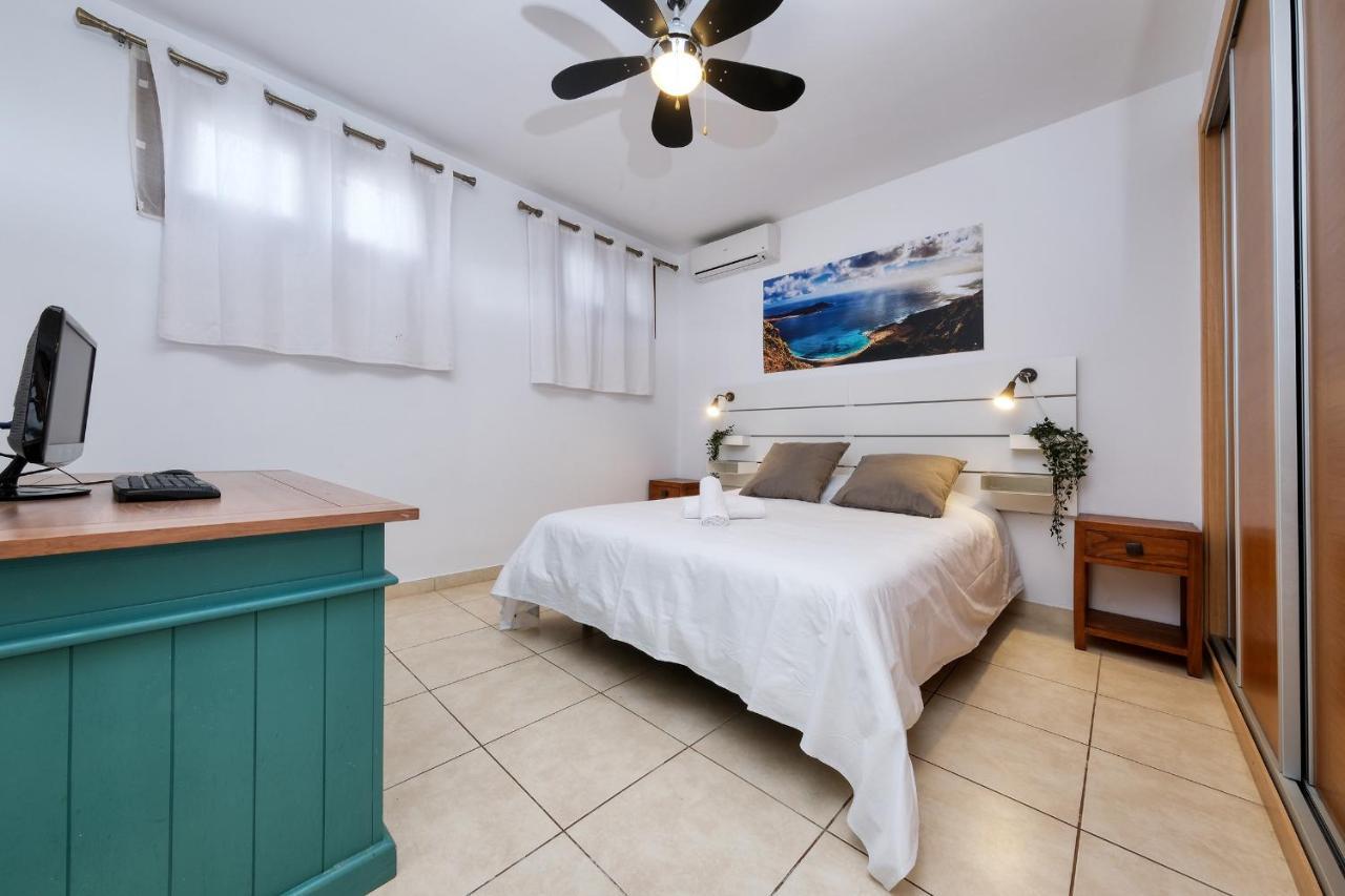 פלאיה בלנקה Villa Flavia-Private Pool, Jacuzzi, Sea Views מראה חיצוני תמונה