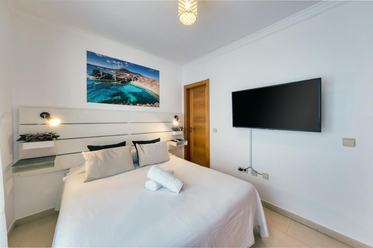 פלאיה בלנקה Villa Flavia-Private Pool, Jacuzzi, Sea Views מראה חיצוני תמונה