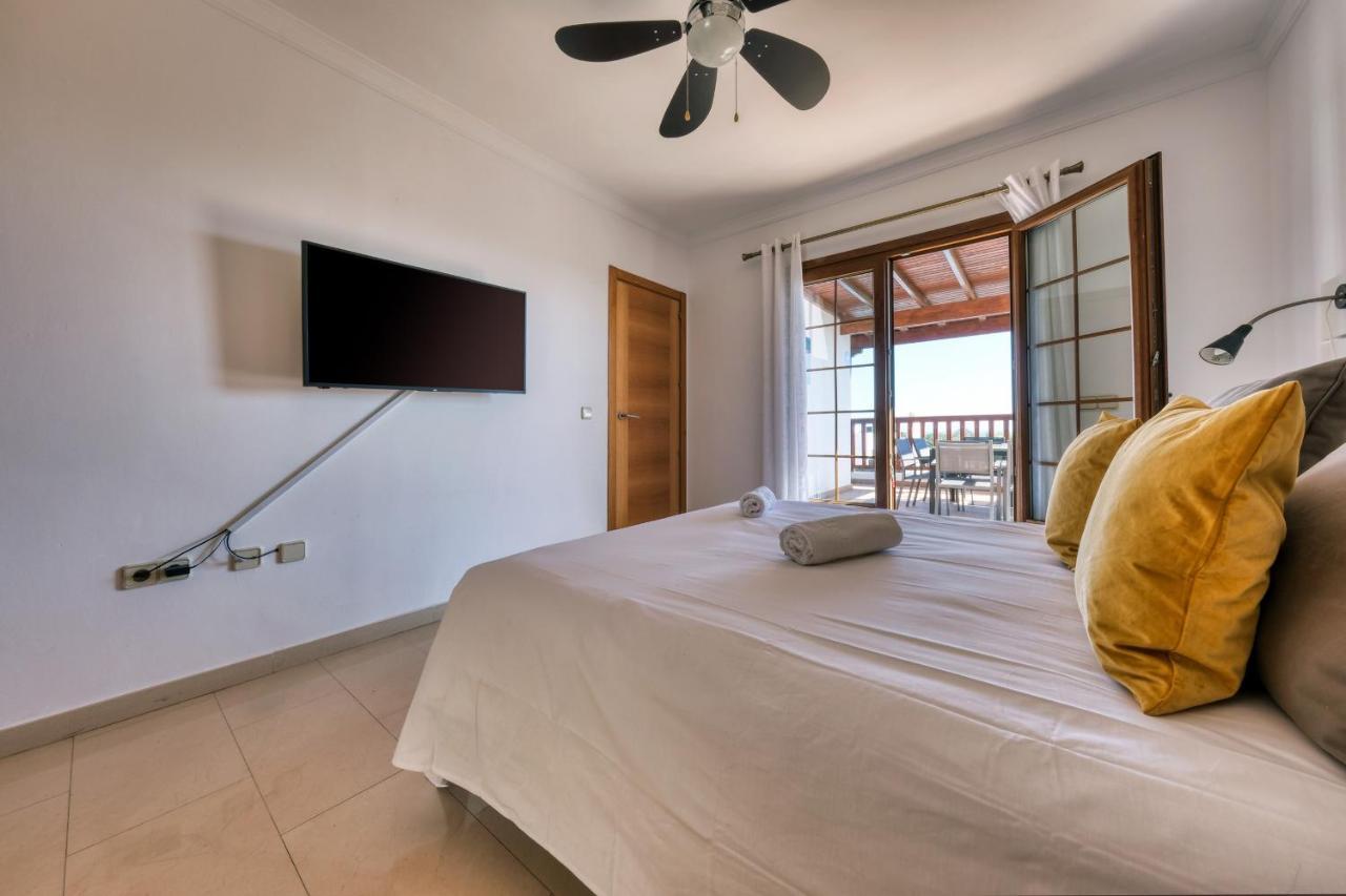 פלאיה בלנקה Villa Flavia-Private Pool, Jacuzzi, Sea Views מראה חיצוני תמונה